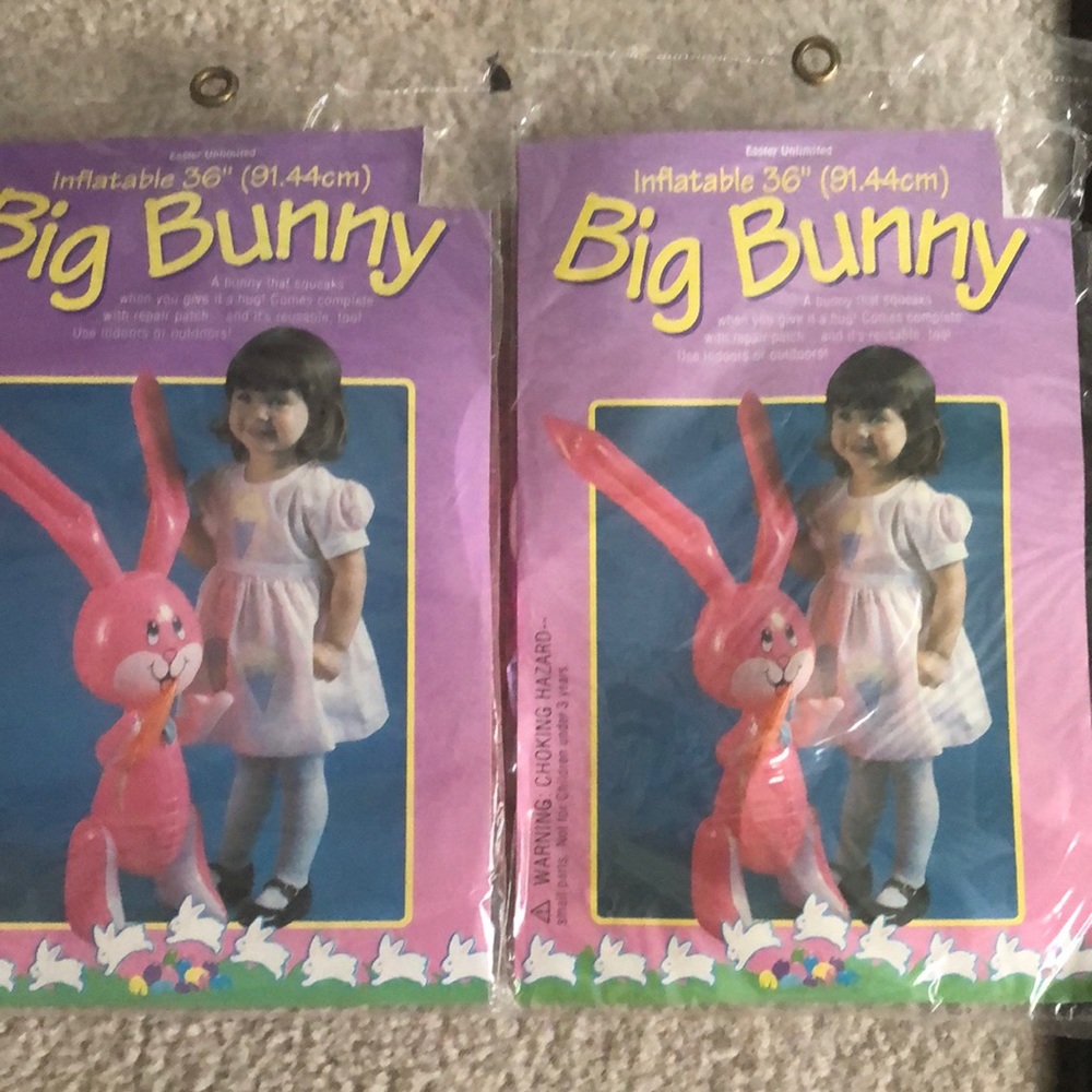 INFLATABLE EASTER BUNNIES